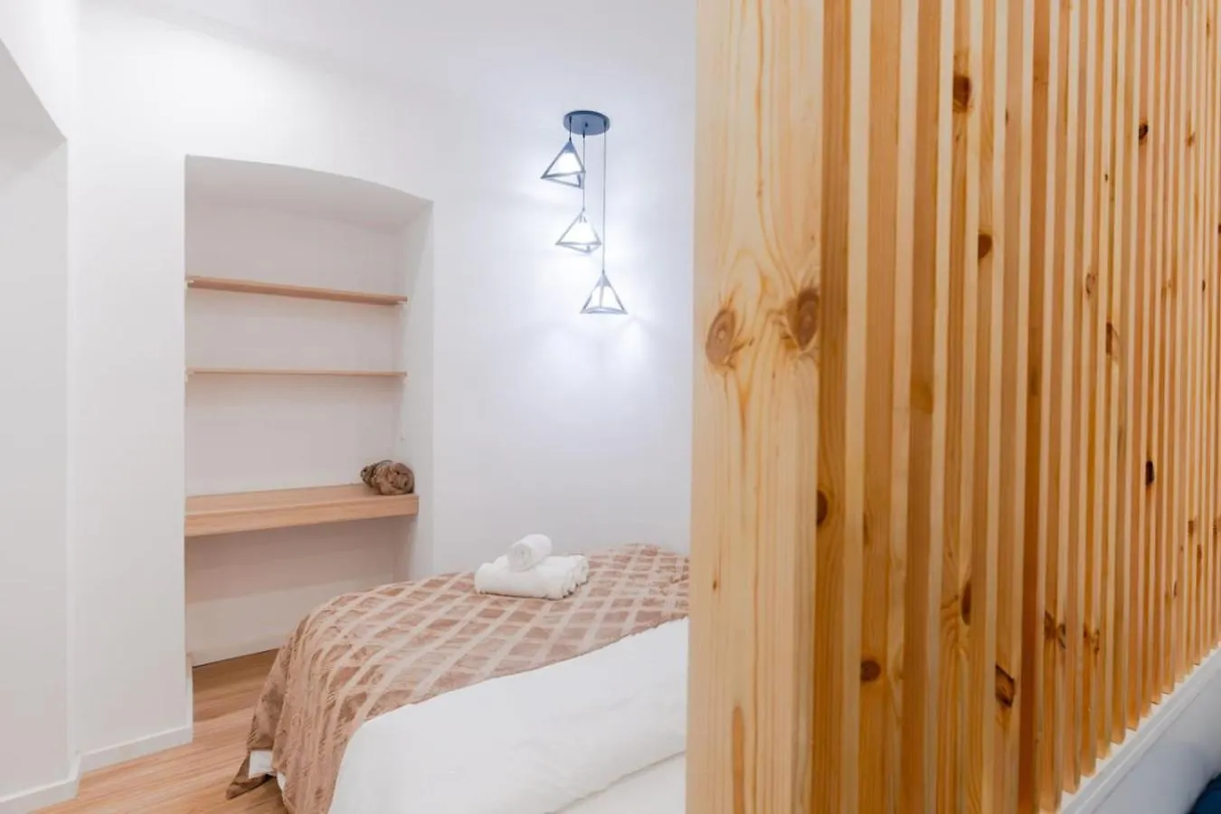 The Heart Of Tbilisi Hideaway Apartman
